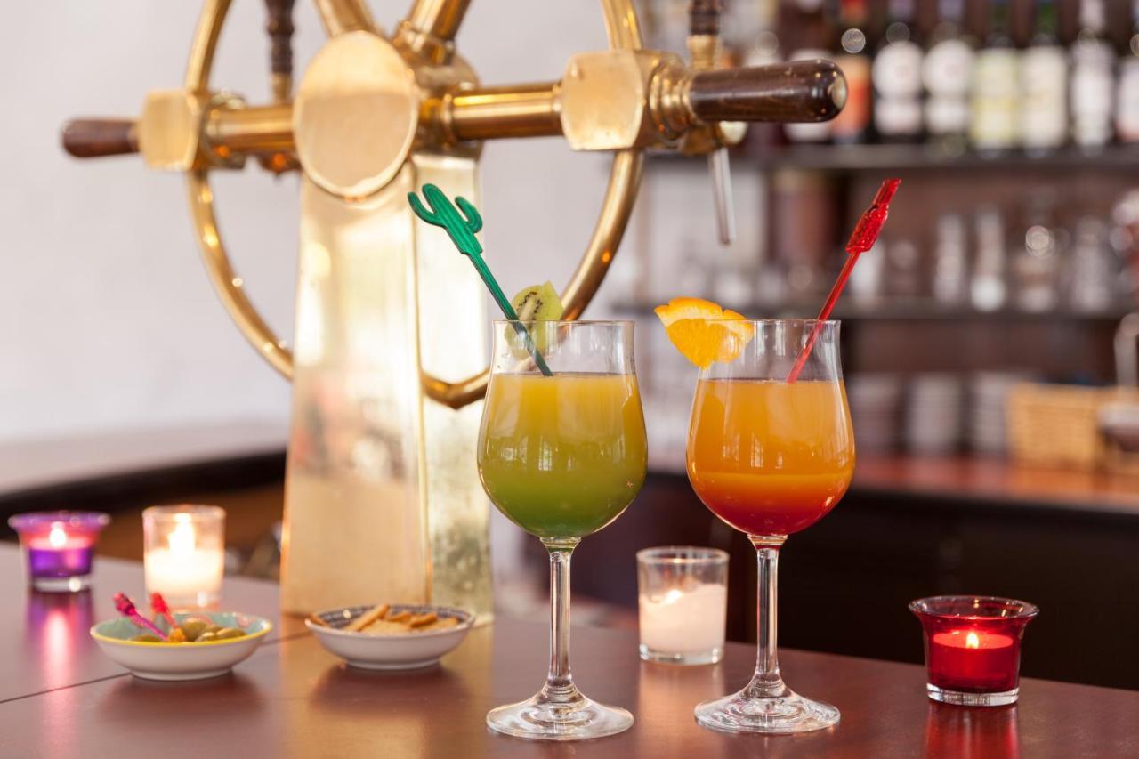 Charme Hotel, Montbeliard Sud Екстер'єр фото