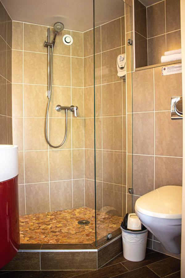 Charme Hotel, Montbeliard Sud Екстер'єр фото